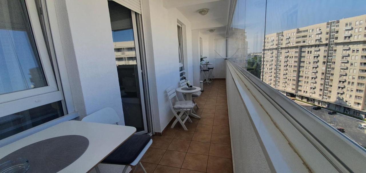 Royal Apartment Belvill Belgrado Buitenkant foto